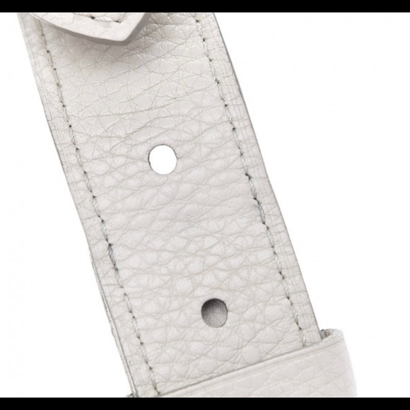 LOUIS VUITTON SELENE PM IVORY MAHINA LEATHER - Picture 13 of 17